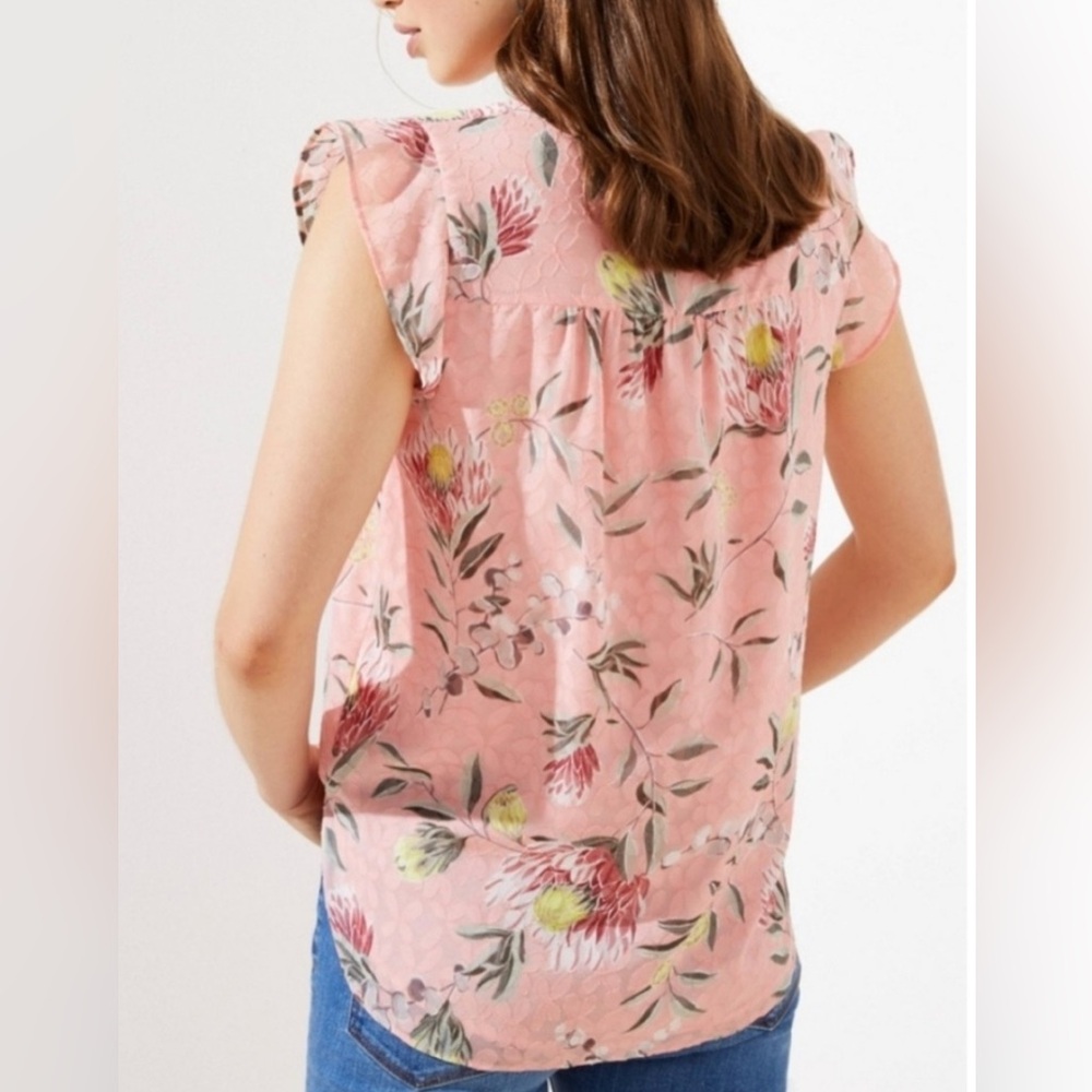 NWOT Loft Pink Floral Flutter Cap Sleeve Shell top blouse sz. Small - Picture 4 of 12